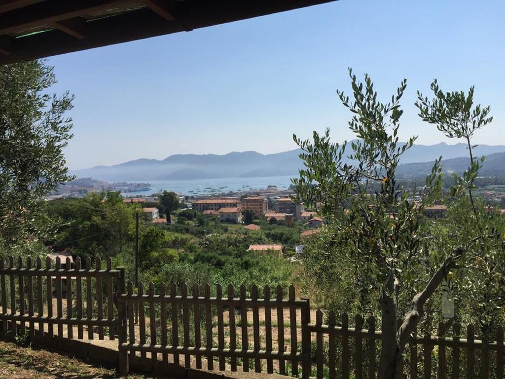 Appartamenti Bellavista By Helloelba Portoferraio Quarto foto